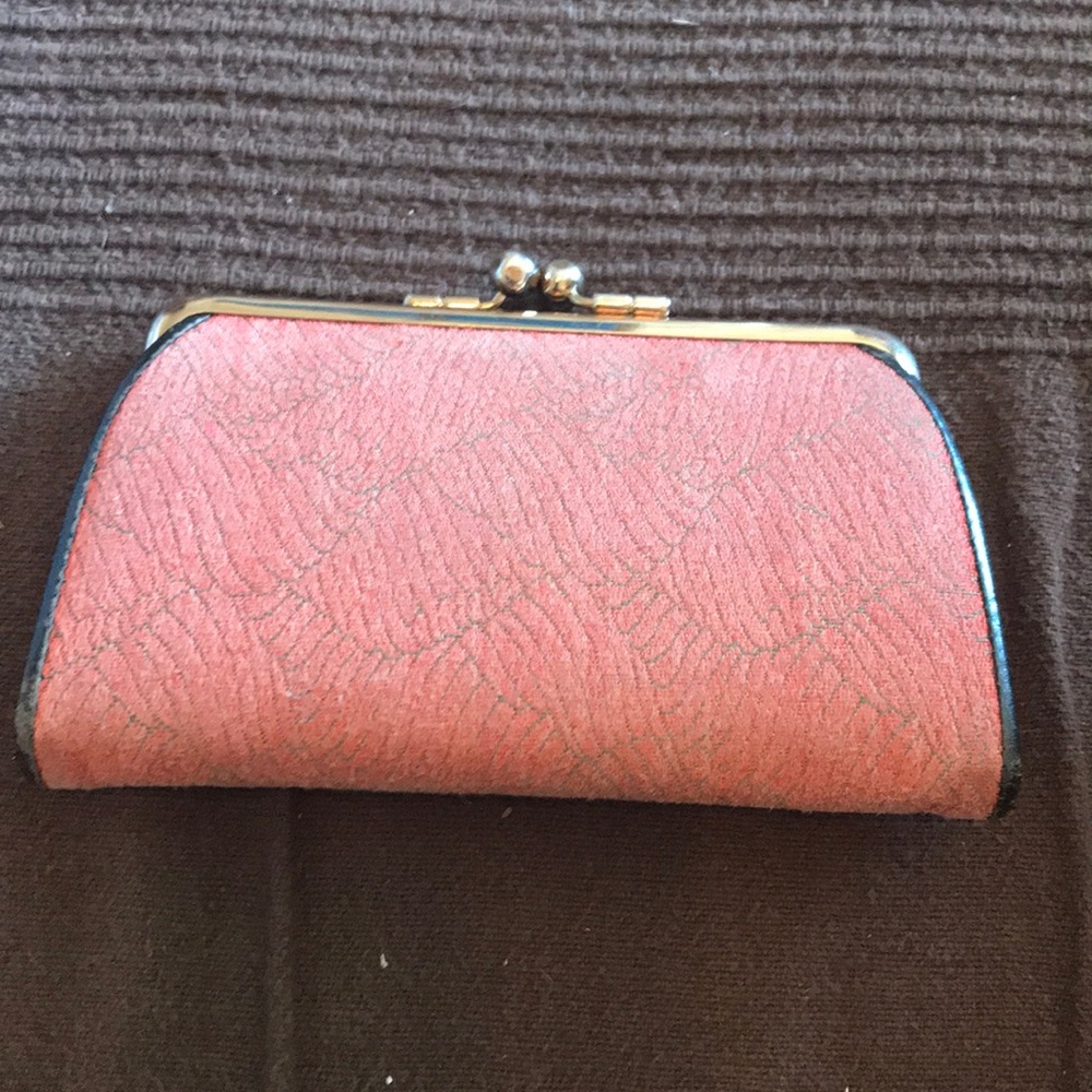 Vintage rose colored leather purse w/ coin insert